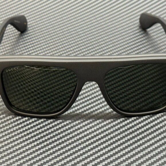 GUCCI Matte Black Grey Men's Extra Large 57 mm Sunglasses - Picture 2 of 5